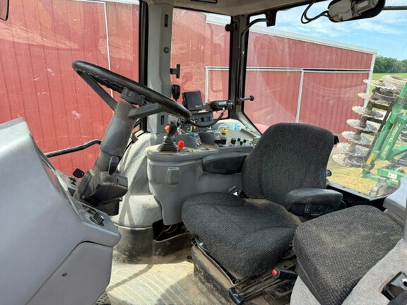 Photo of 2012 Versatile 305 MFWD