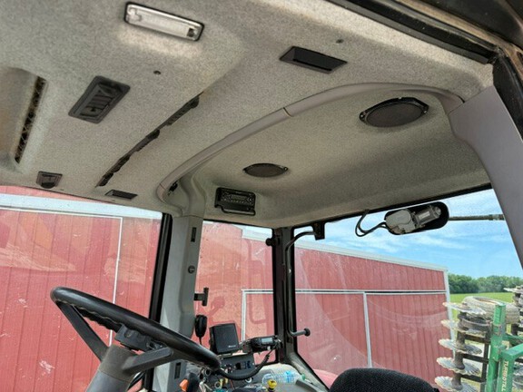Photo of 2012 Versatile 305 MFWD