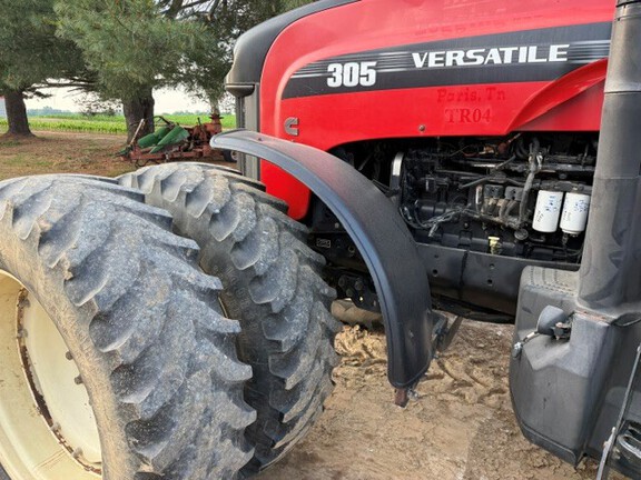 Photo of 2012 Versatile 305 MFWD