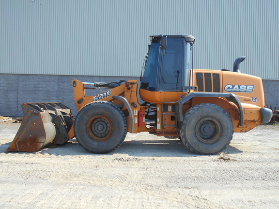 2016 Case 621F
