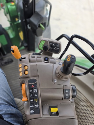 2018 John Deere 5100R (8th thumbnail)