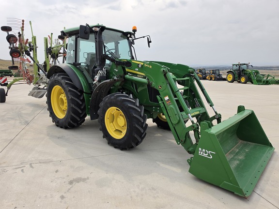 2018 John Deere 5100R (3rd thumbnail)