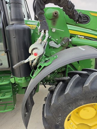 2018 John Deere 5100R (23rd thumbnail)