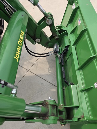 2018 John Deere 5100R (25th thumbnail)