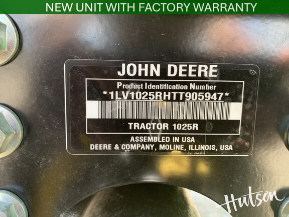 Photo of 2026 John Deere 1025R