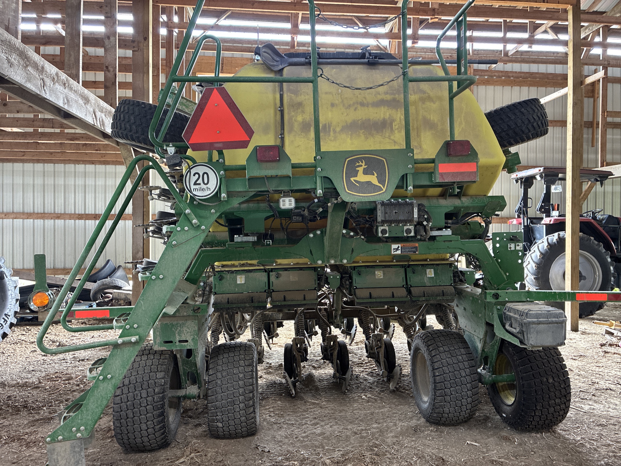 Used 2022 John Deere N530C Air Drills and Seeders at Koenig Equipment in Greensburg, IN - PhotoXL1