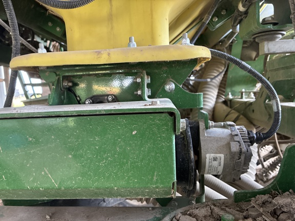 Used 2022 John Deere N530C Air Drills and Seeders at Koenig Equipment in Greensburg, IN - Photo23
