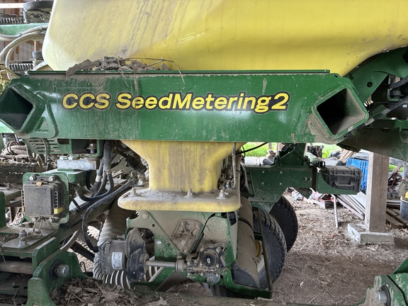Used 2022 John Deere N530C Air Drills and Seeders at Koenig Equipment in Greensburg, IN - Photo7