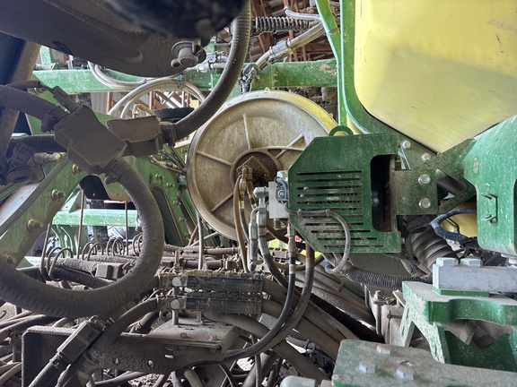 Used 2022 John Deere N530C Air Drills and Seeders at Koenig Equipment in Greensburg, IN - Photo22