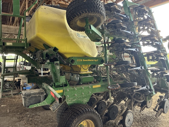 Used 2022 John Deere N530C Air Drills and Seeders at Koenig Equipment in Greensburg, IN - Photo0