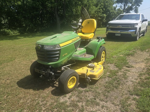  John Deere X734