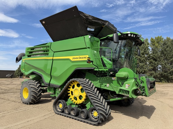  John Deere X9 1100