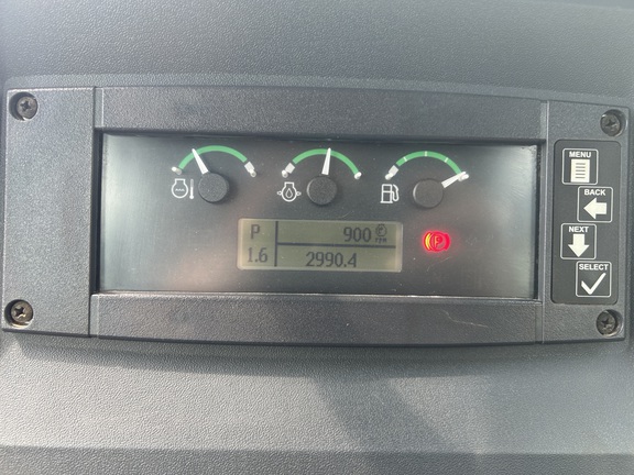2018 John Deere 700K