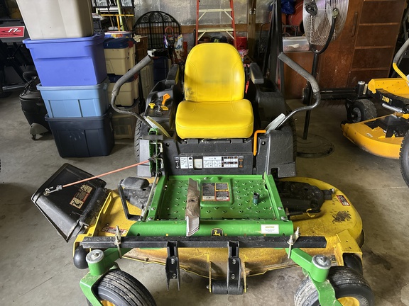 Used 2018 John Deere Z535M Zero Turn Mowers at Koenig Equipment in Amelia, OH - Photo10