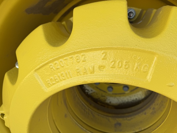 2025 John Deere 9R 640 - Photo13