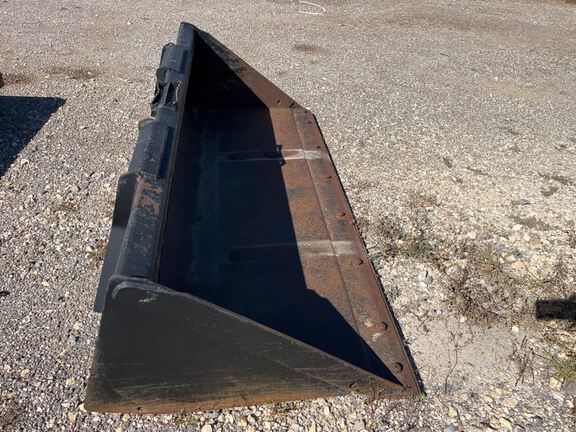 0 John Deere 76BUCKET