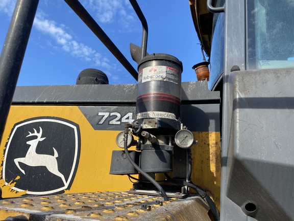 2020 John Deere 724L