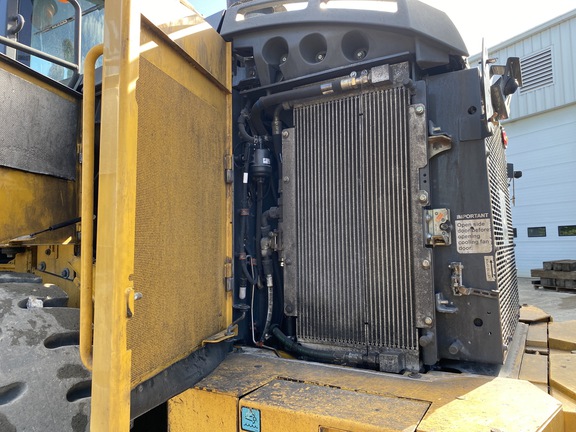 2020 John Deere 724L