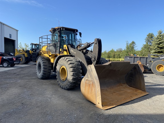 2020 John Deere 724L