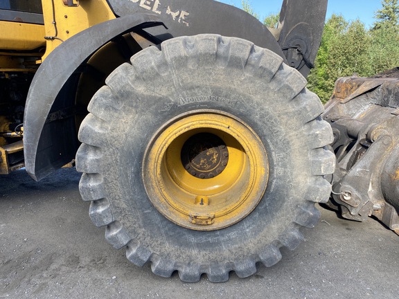 2020 John Deere 724L