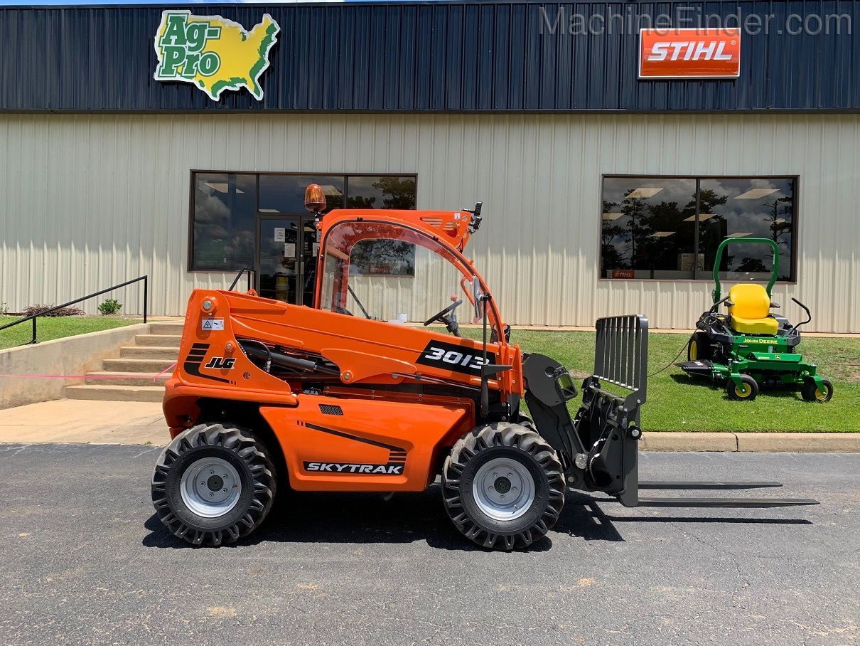 2020 Skytrak 3013 Image 3