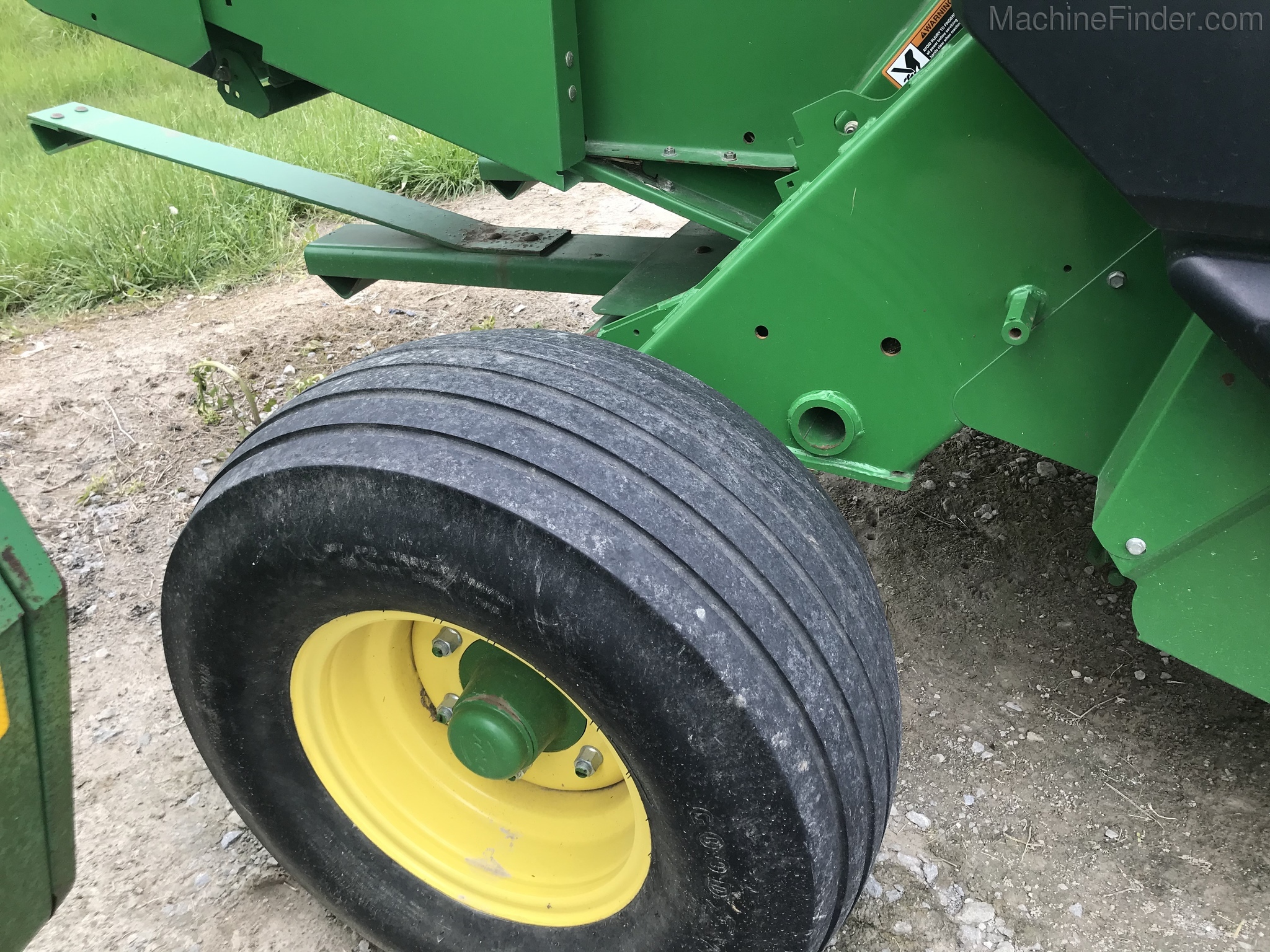 2010 John Deere 854 Silage Special Image 6
