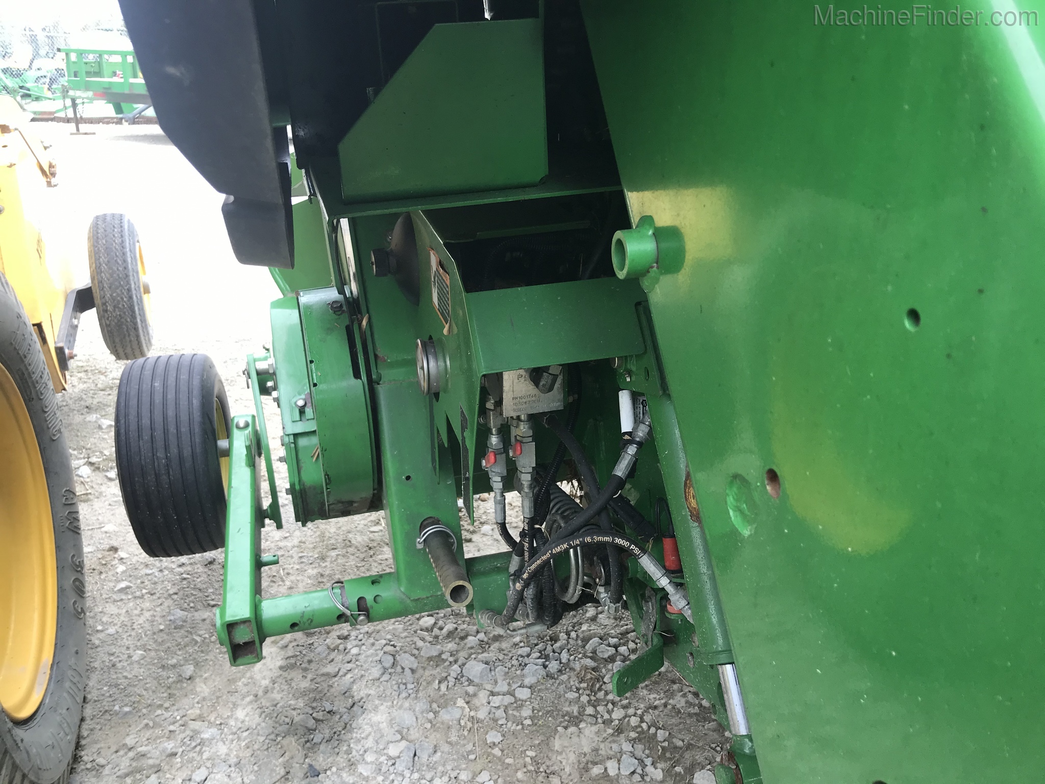 2010 John Deere 854 Silage Special Image 9
