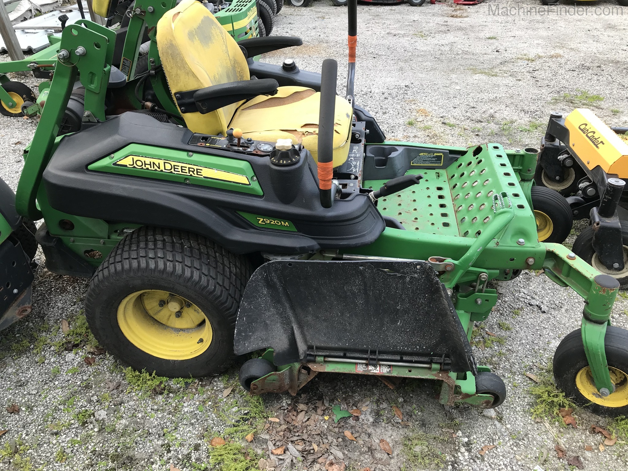 2013 John Deere Z920M Image 6
