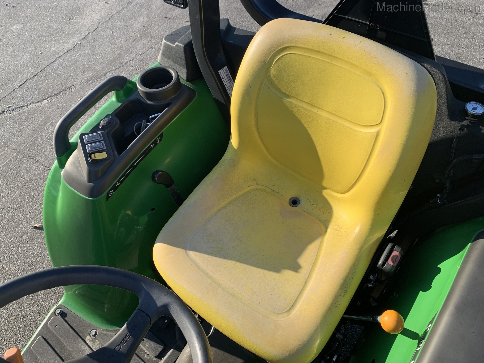 2018 John Deere 3025E Image 10