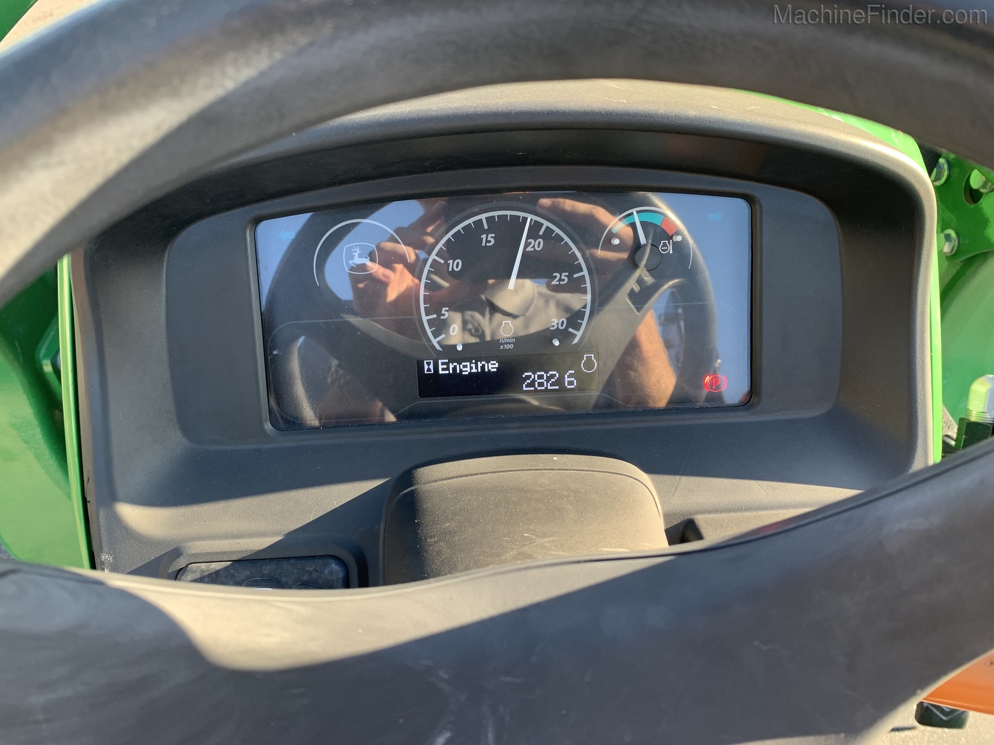 2018 John Deere 3025E Image 11