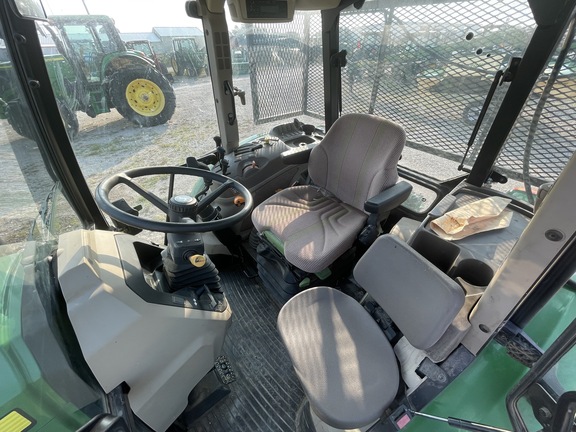 2013 John Deere 6115D Image 9