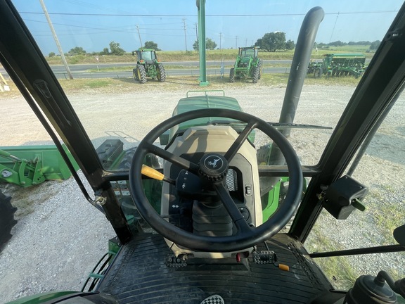 2013 John Deere 6115D Image 13