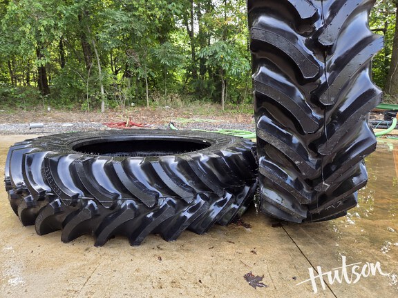 Photo of 2022 Firestone 380/85R34