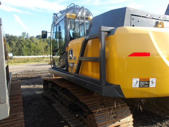 2023 John Deere 210P