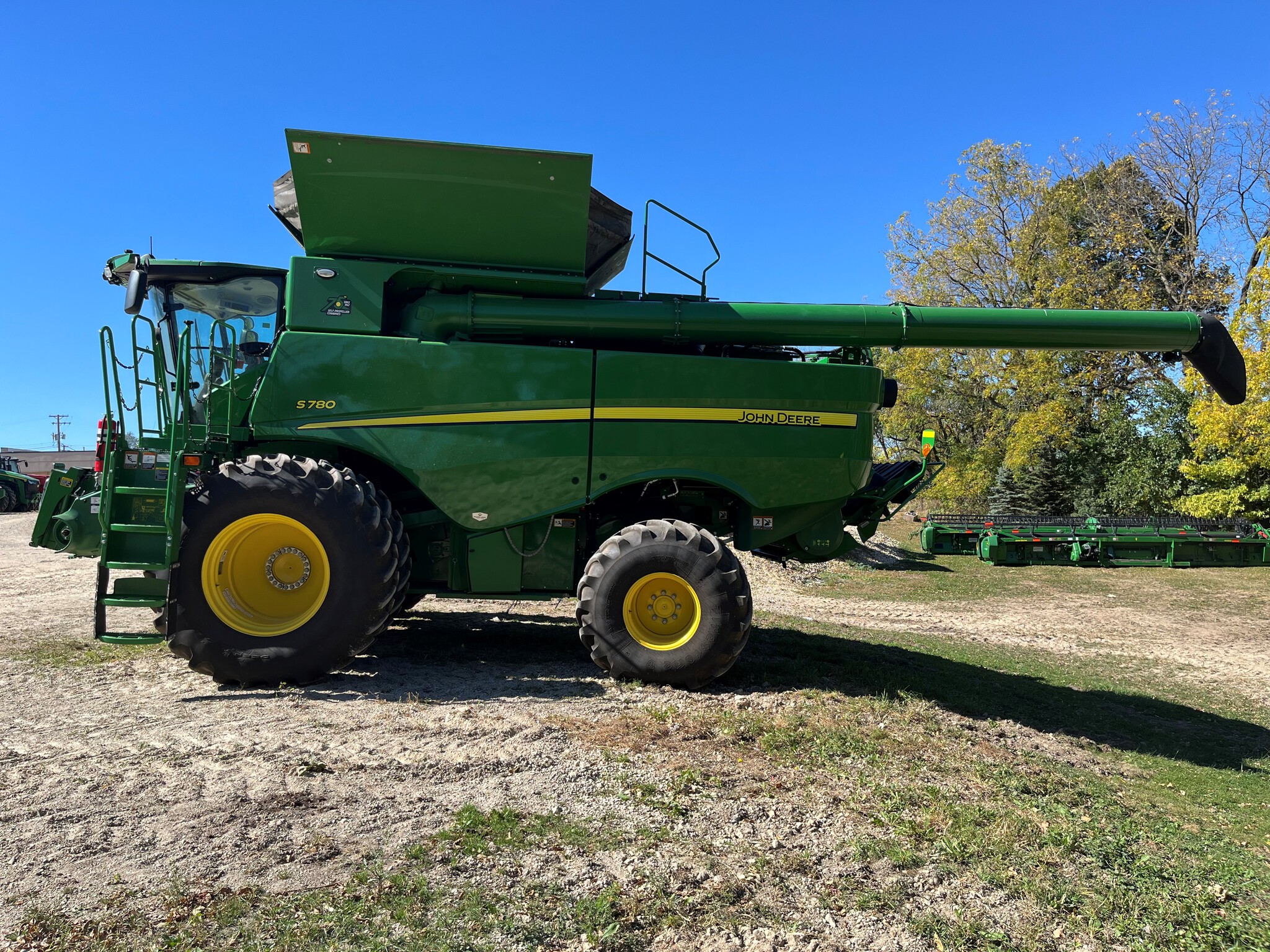  2022 John Deere S780 at Heritage Tractor in Rockport, IL