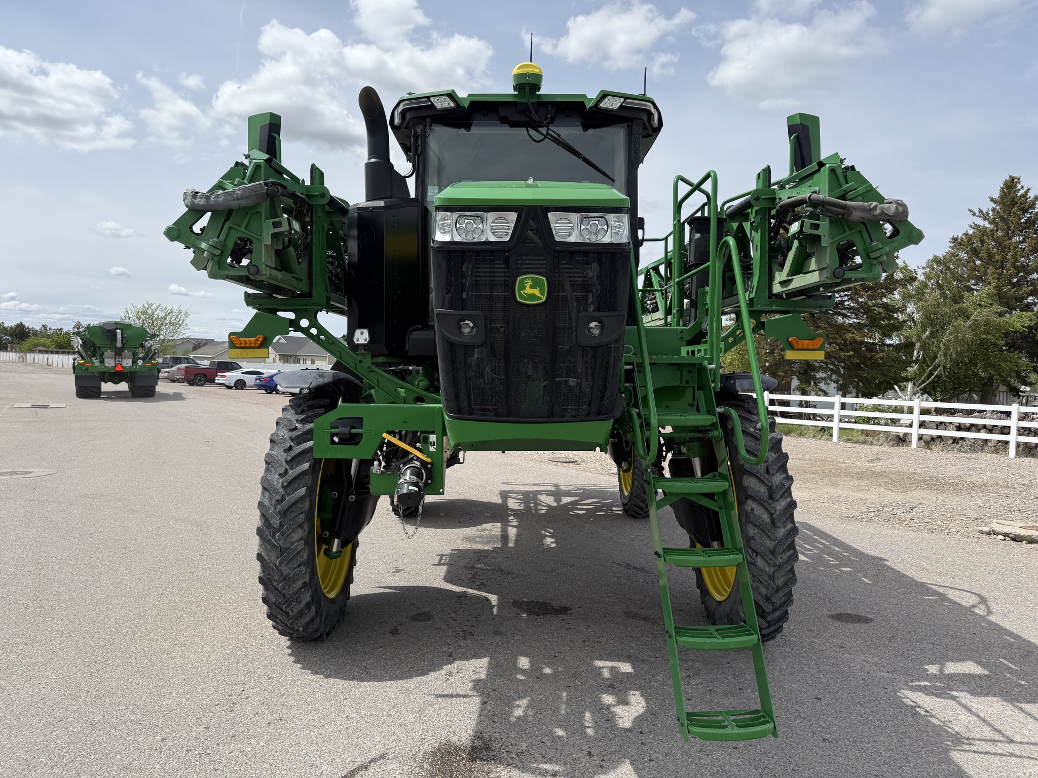2022 John Deere 412R Image 8