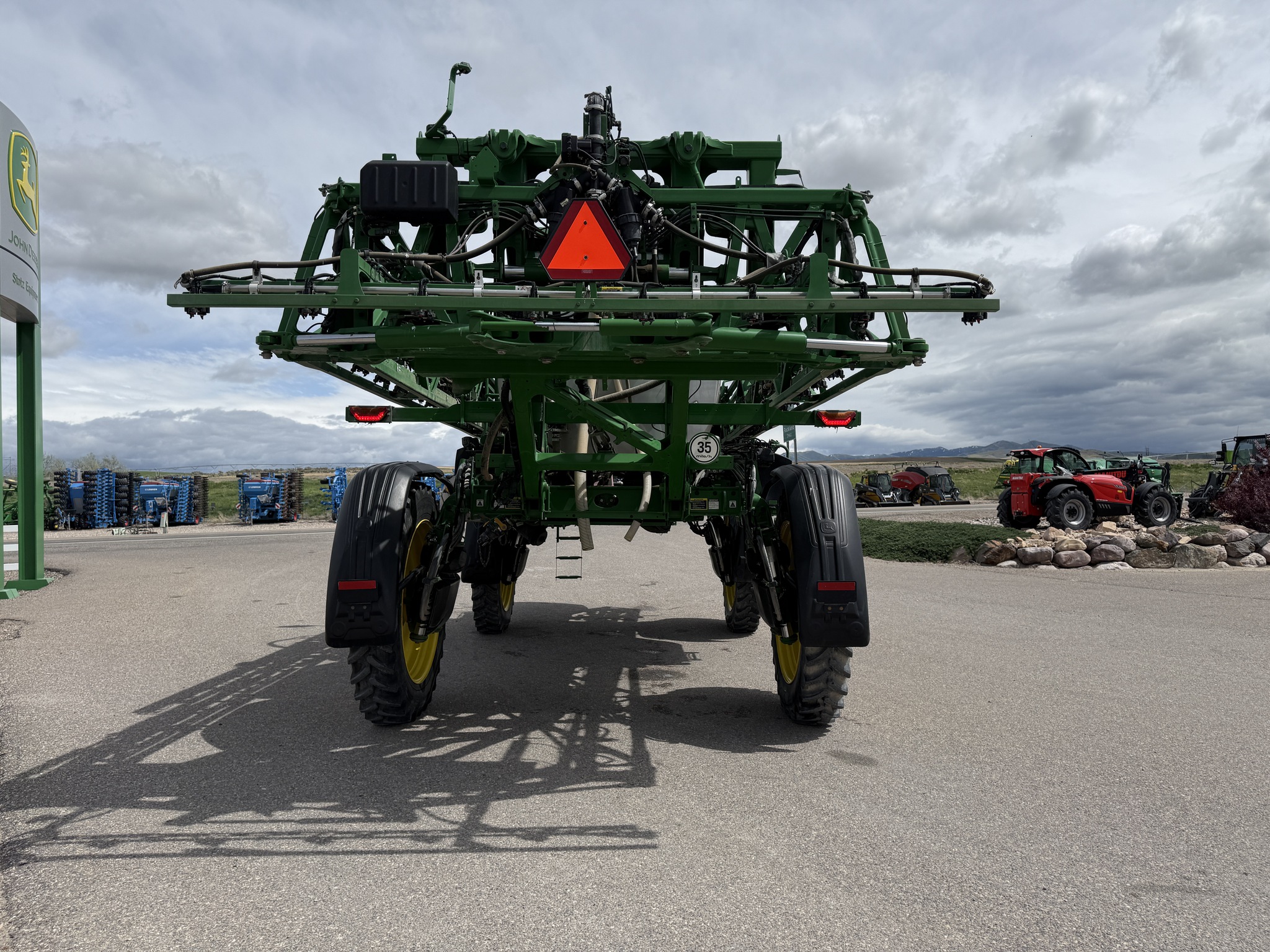 2022 John Deere 412R Image 6