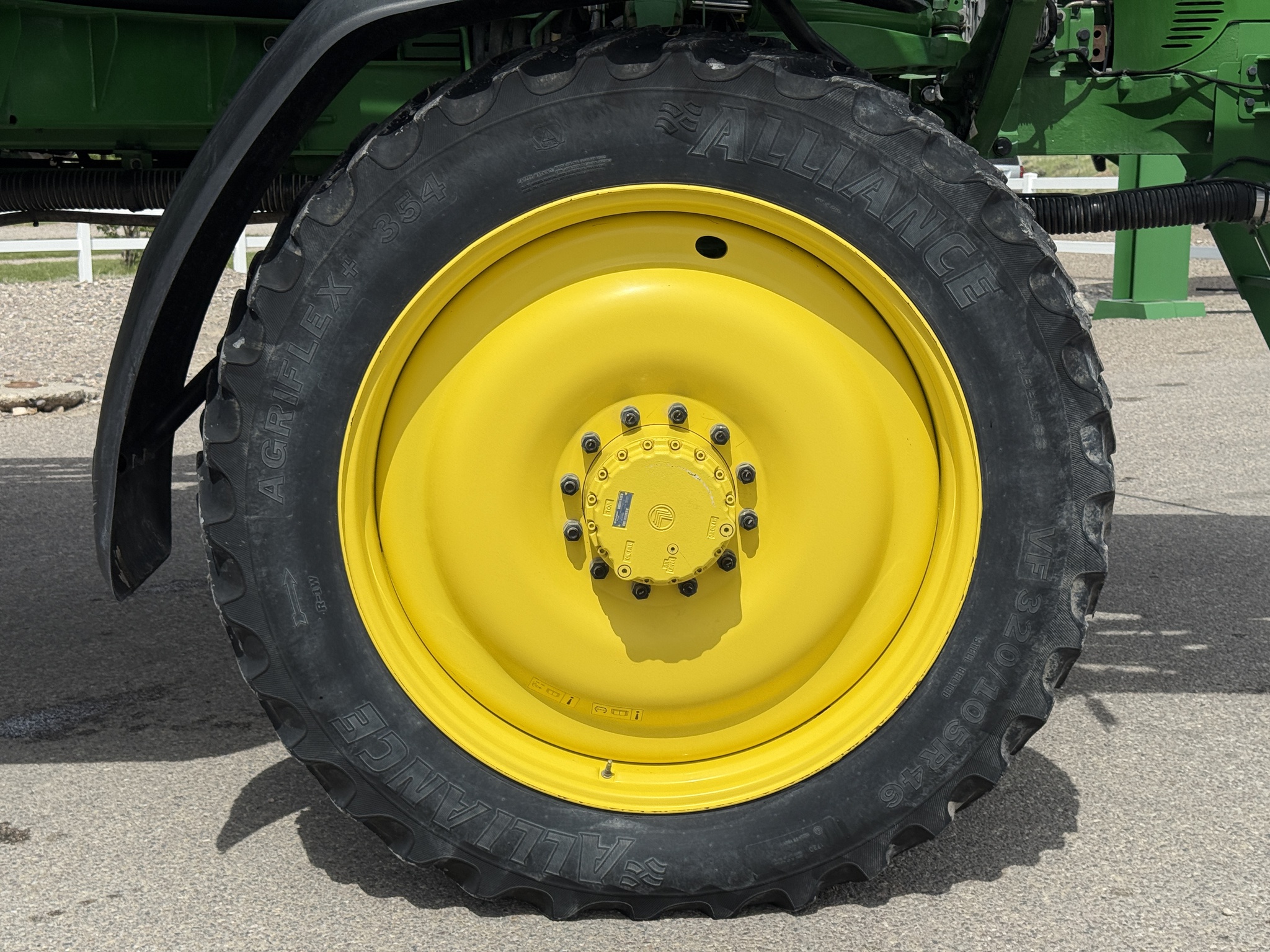 2022 John Deere 412R Image 24