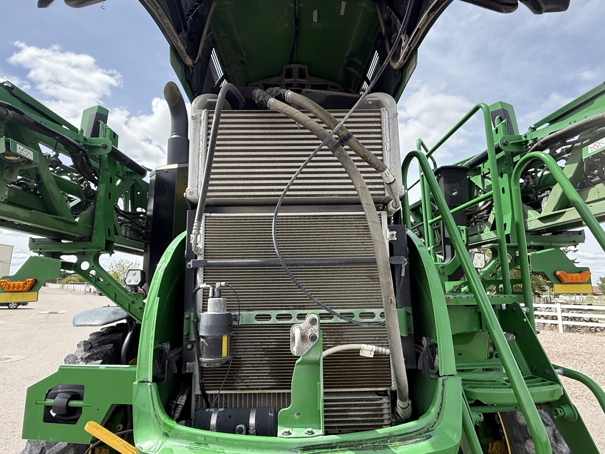 2022 John Deere 412R Image 34