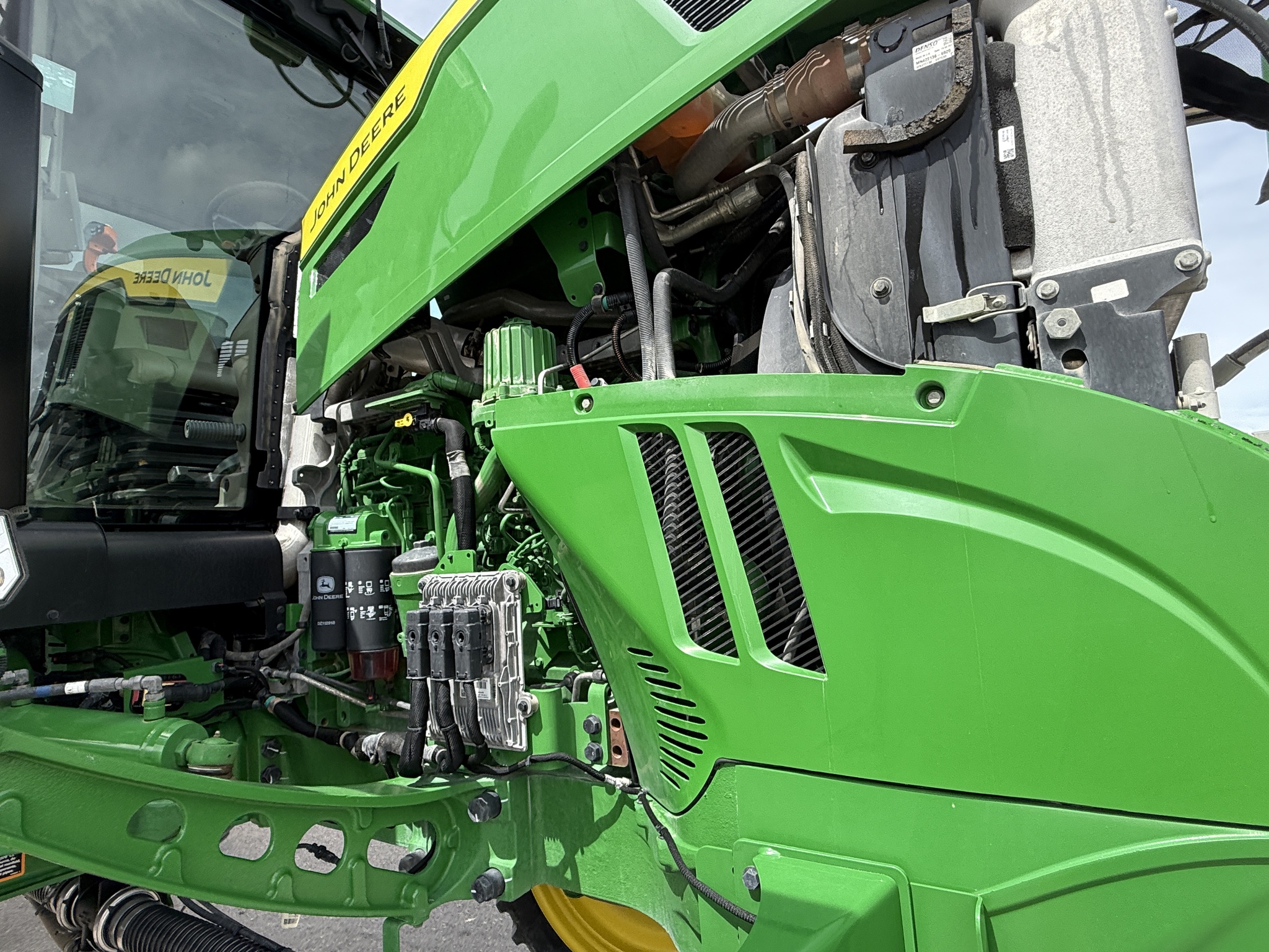 2022 John Deere 412R Image 35