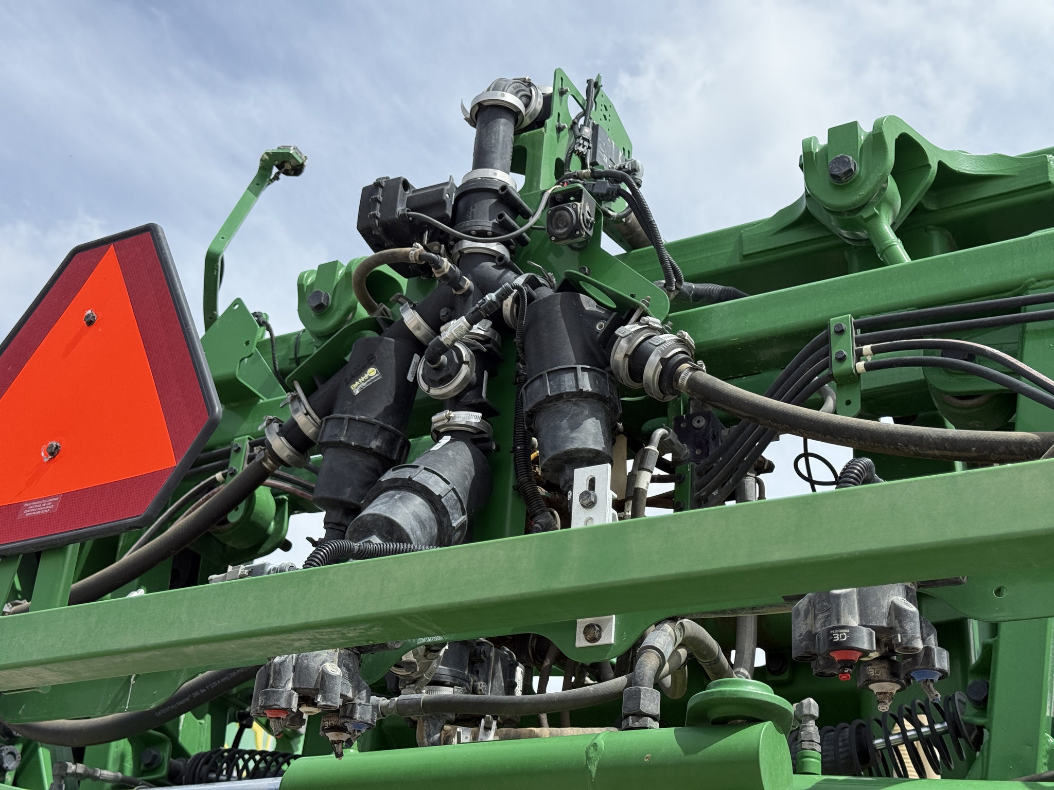 2022 John Deere 412R Image 37