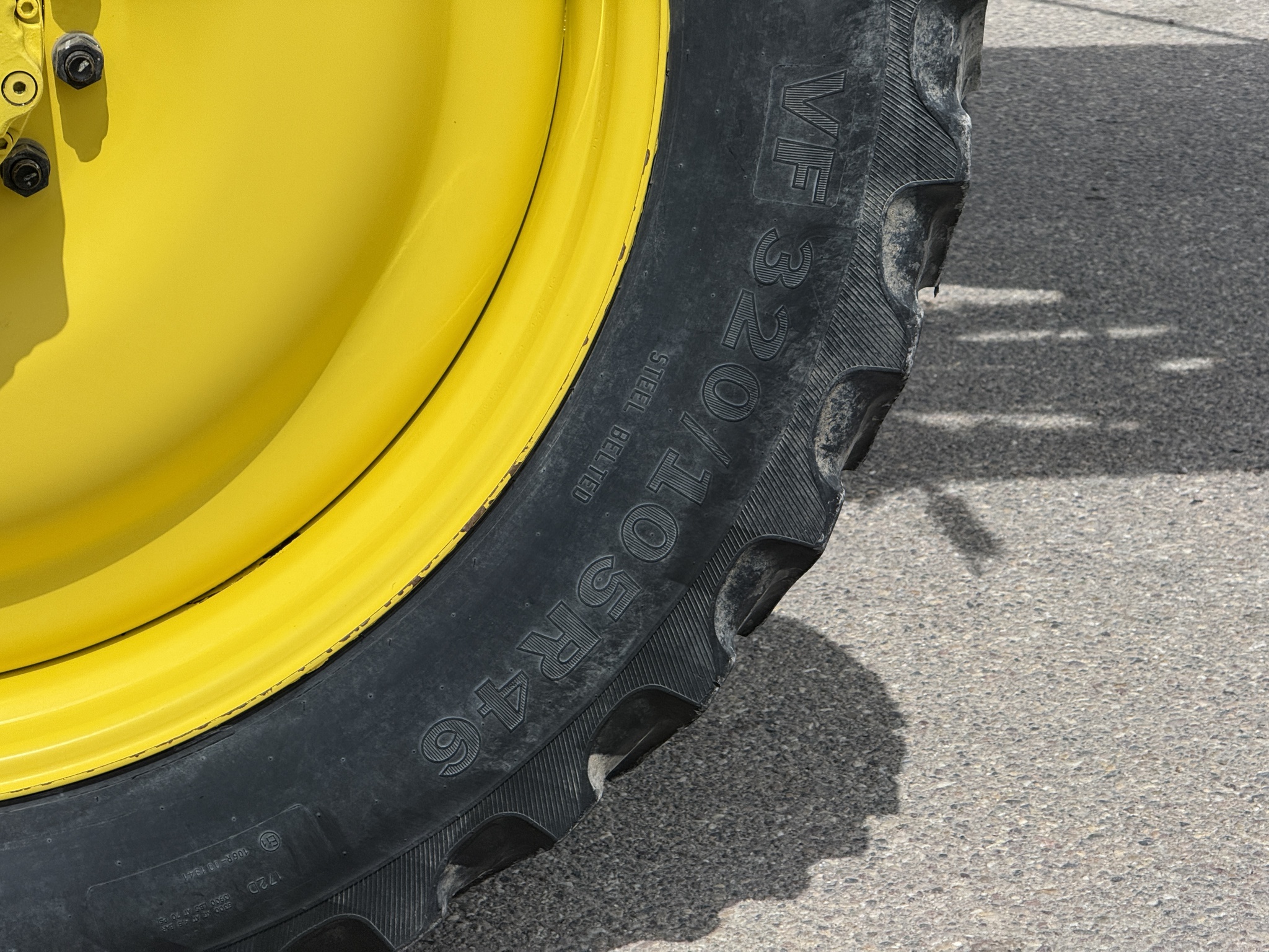 2022 John Deere 412R Image 25