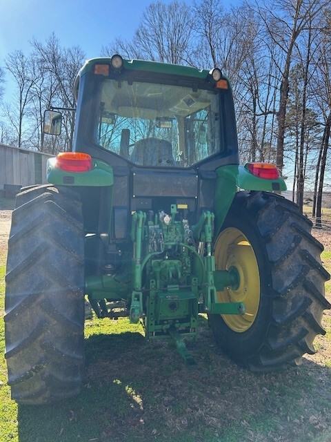 2008 John Deere 7130 Image 4