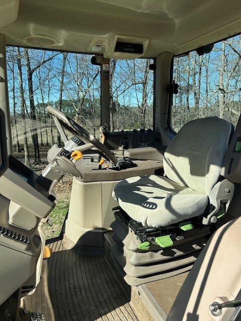 2008 John Deere 7130 Image 9