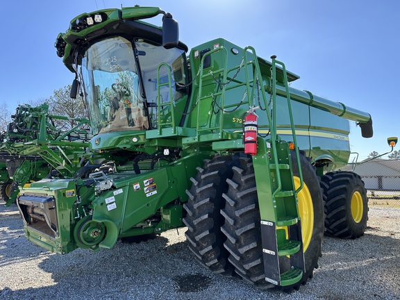 2023 John Deere S790