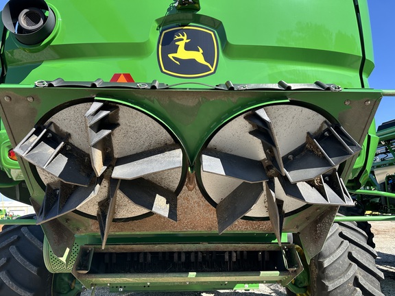 2023 John Deere S790