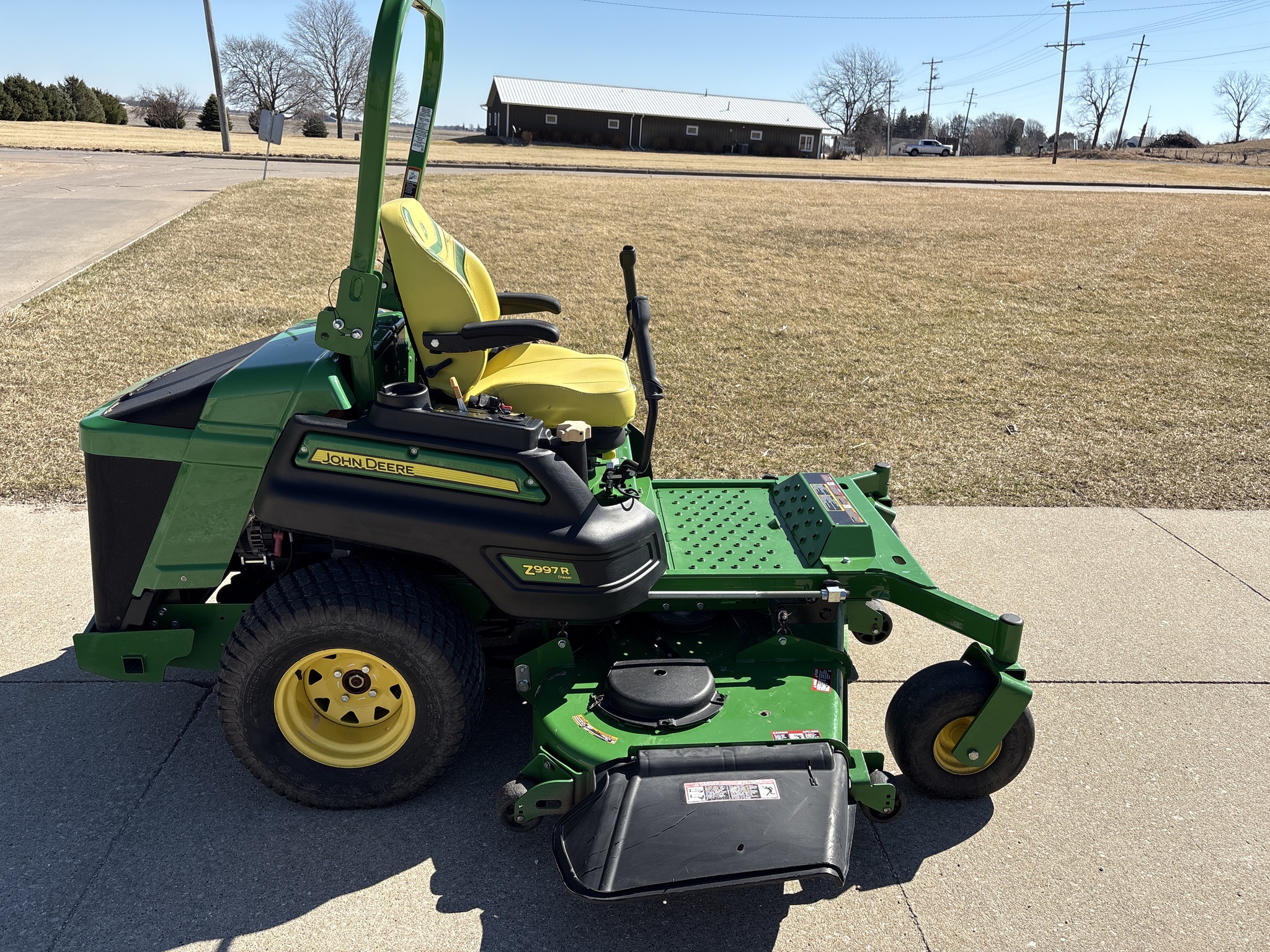  2023 John Deere Z997R at Heritage Tractor in Geneseo, IL