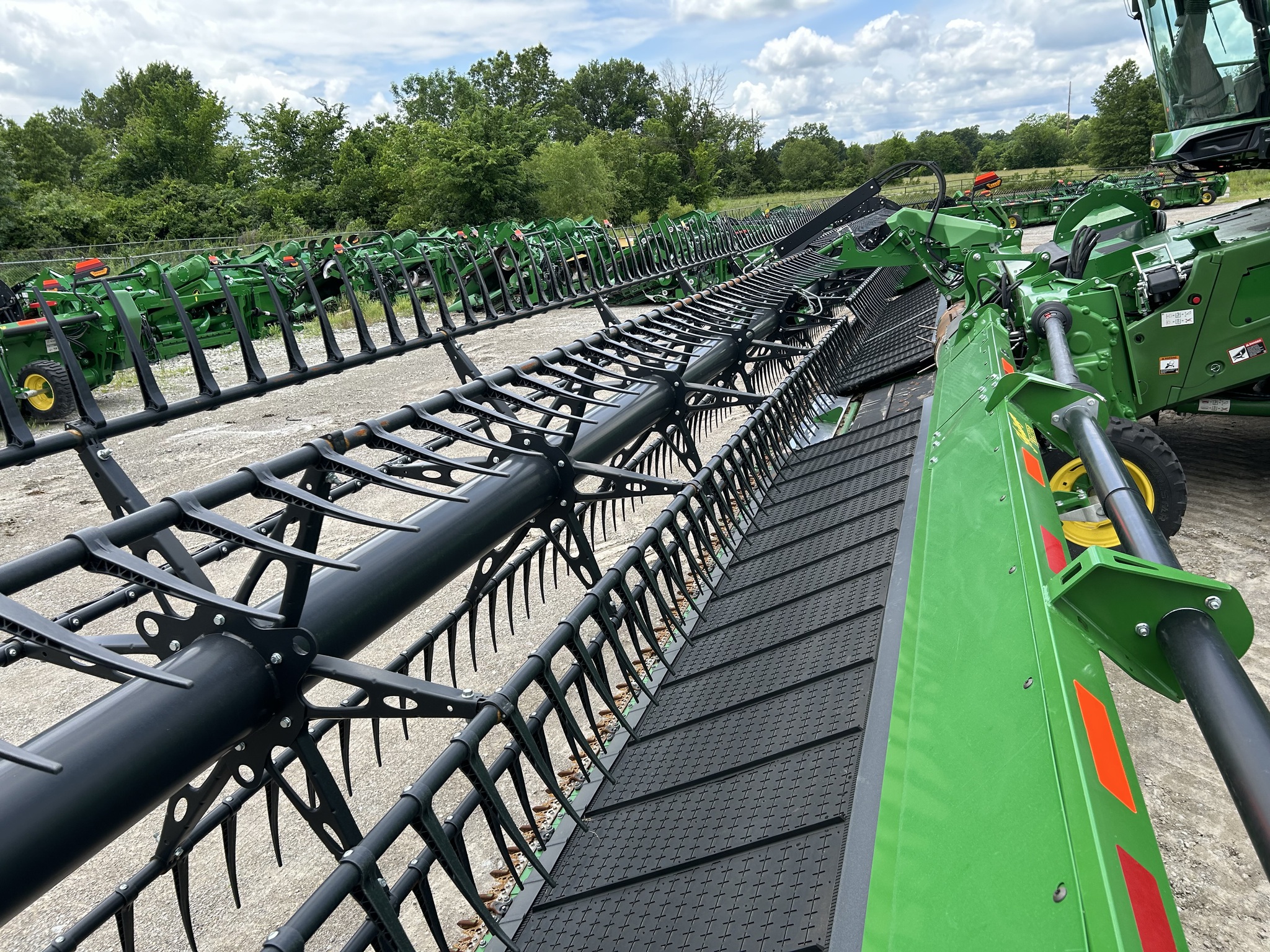  2024 John Deere HD50F at Heritage Tractor in Pittsburg, KS