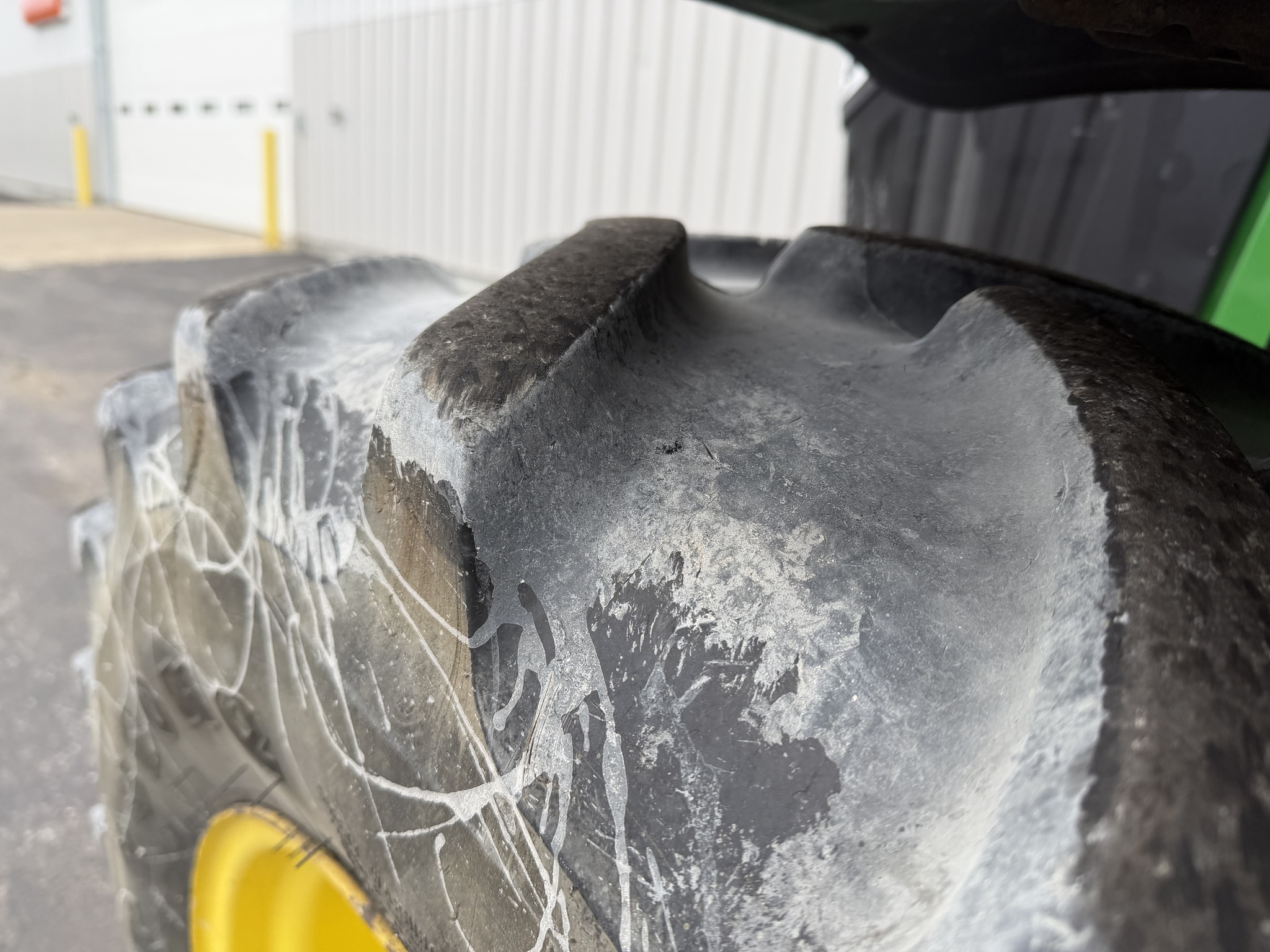 2022 John Deere 6120M Image 8