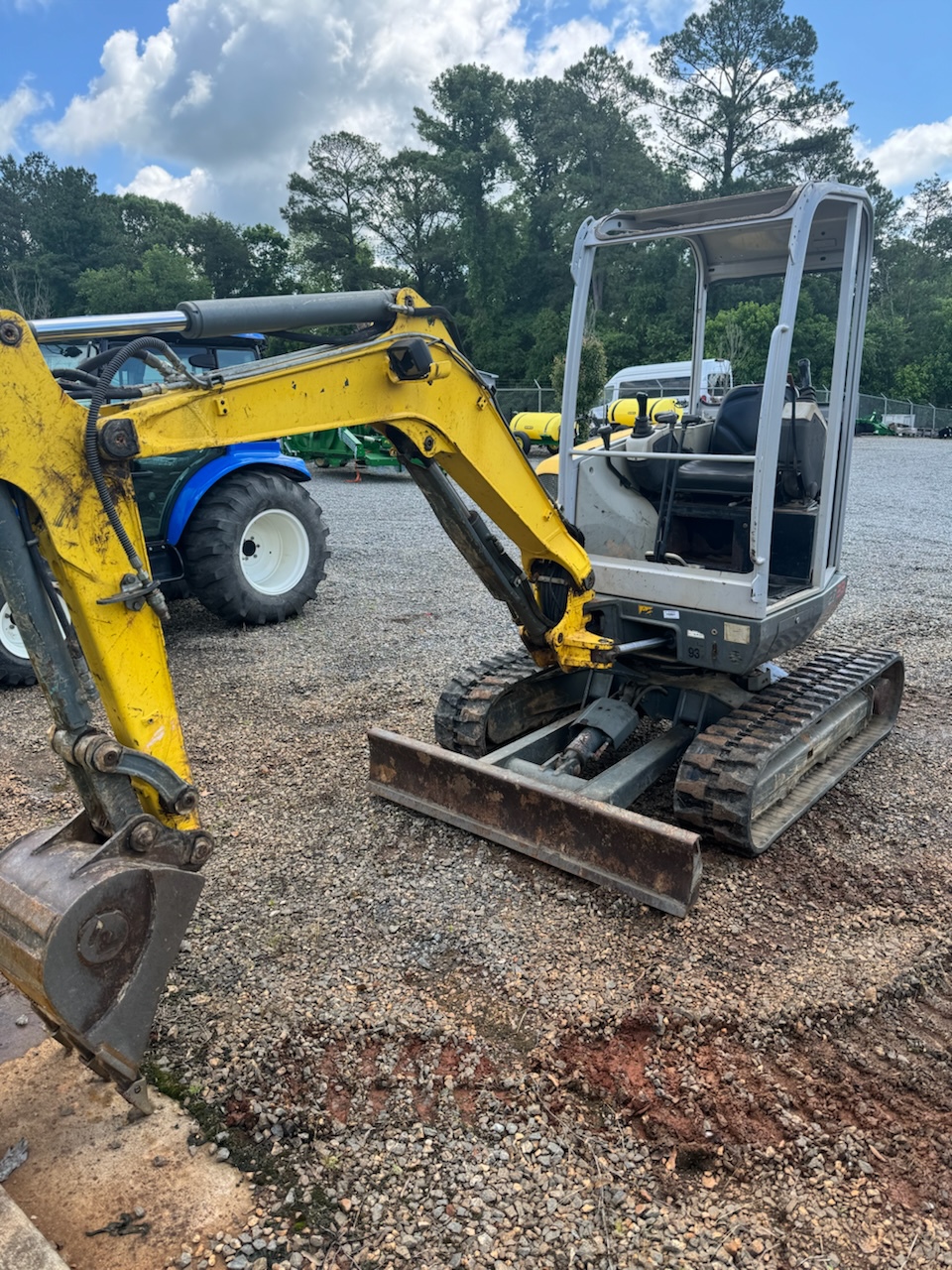 2015 Wacker Neuson EZ28 Image 2